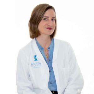 Dra Marta Doña médico capilar Sevilla